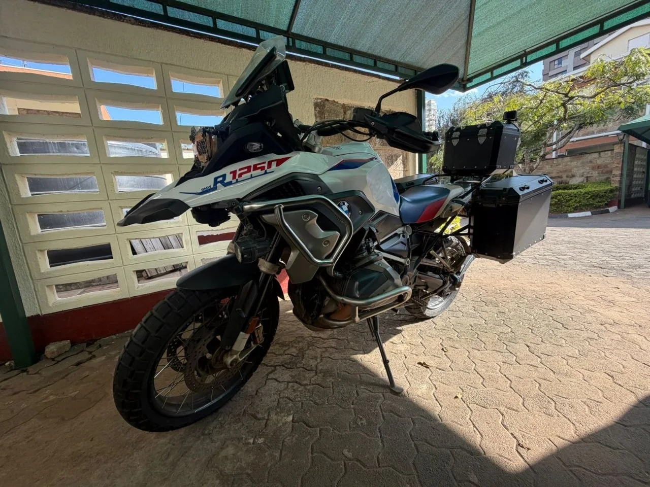 2021 BMW R1250GS — photo 1