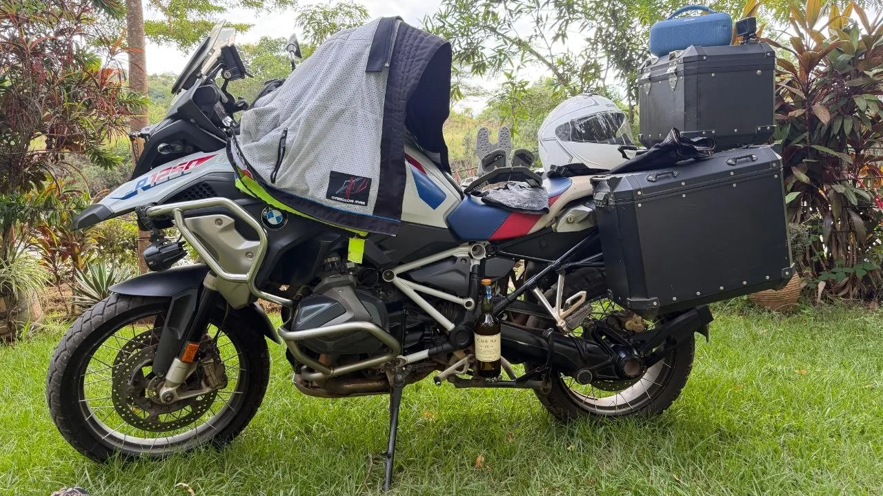 2021 BMW R1250GS — photo 6