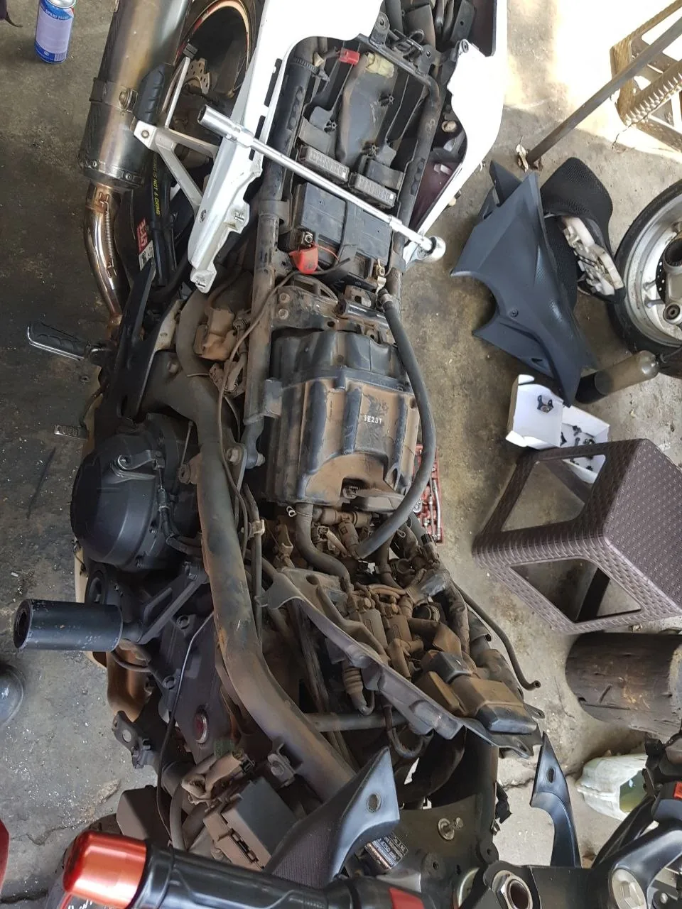 Honda CBR400 — service & leak repair — photo 7